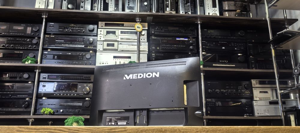 Монітор Medion MD 20630/HDMI /VGA /DVI