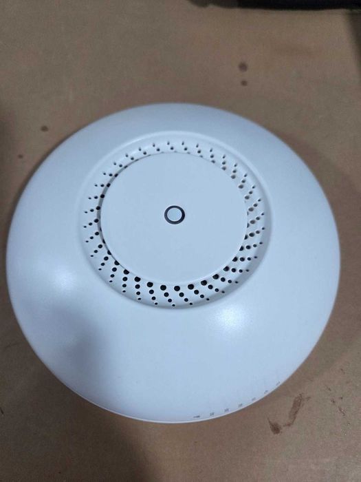 2 Access Points MikroTik cAP ac (RBcAPGi-5acD2nD) em excelente estado