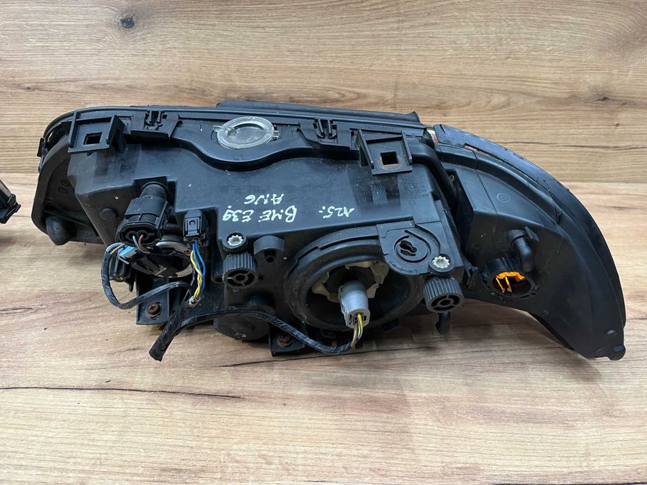 Lampa/reflektor przedni lewy prawy Bmw E39