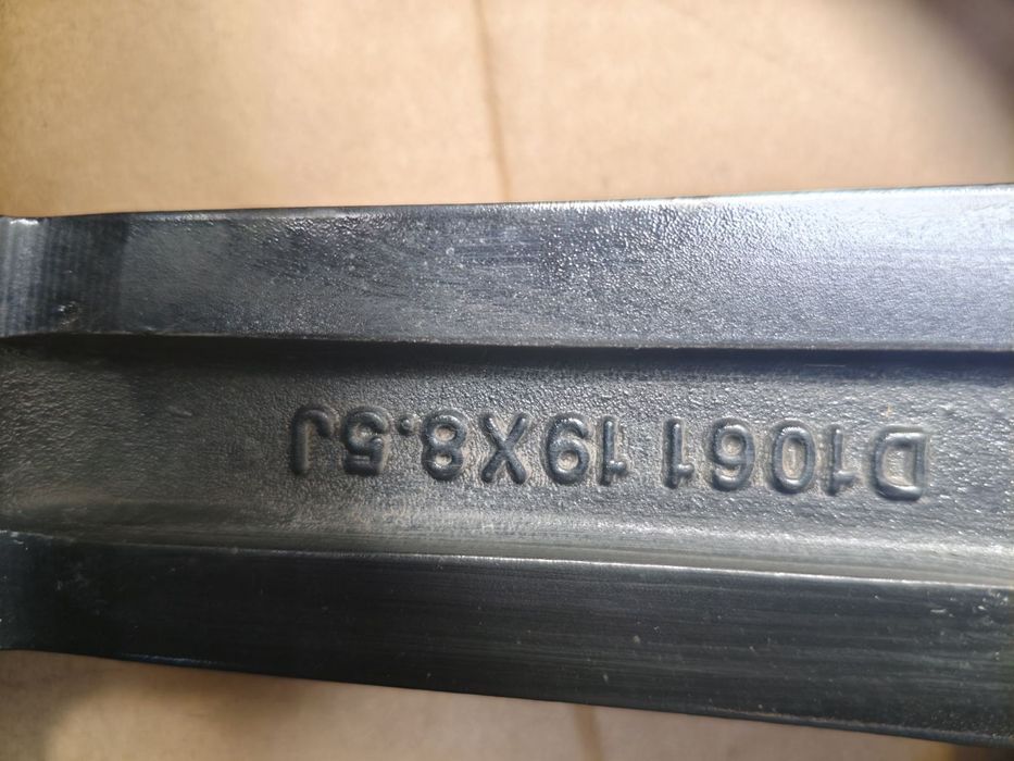 Диски Диск R19 8,5J. ET 32. 5*112
