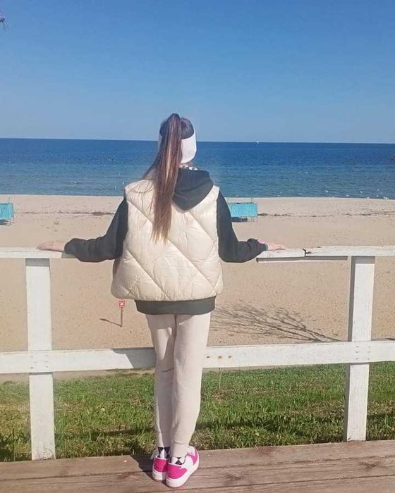 Спортивні штани бежеві