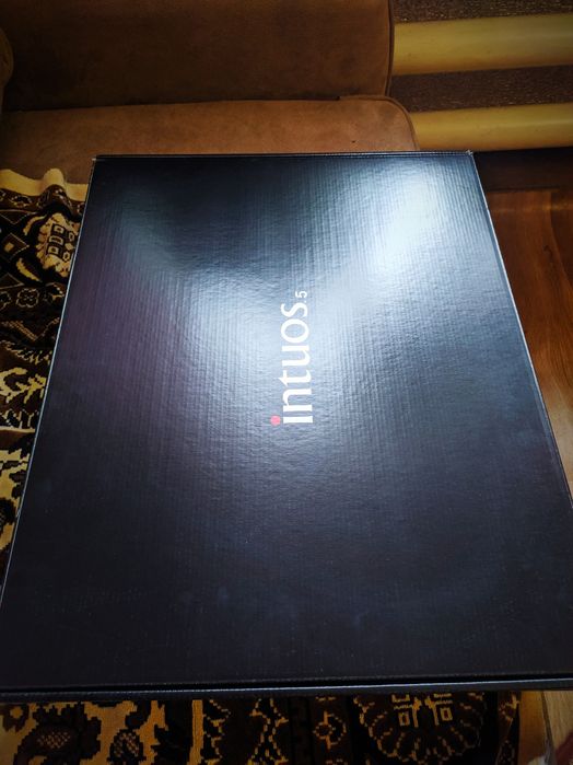 Графический планшет Wacom Intuos Touch Large PTH-850