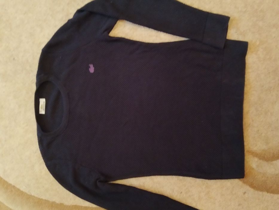 Продам дитячий светр Lacoste
