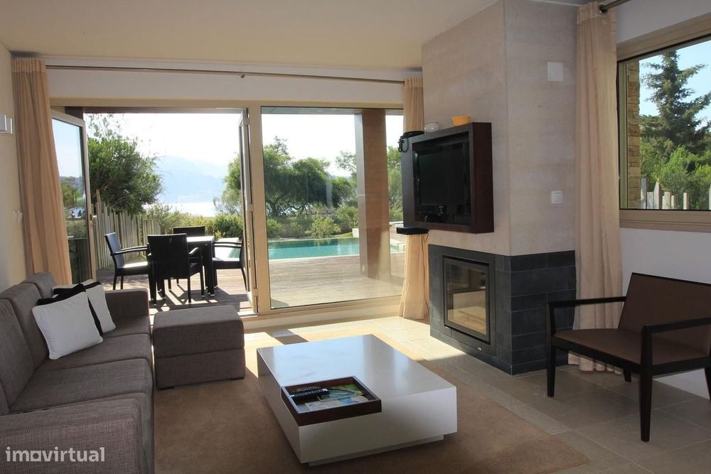 Apartamento T2 com piscina, Tróia, Grandola