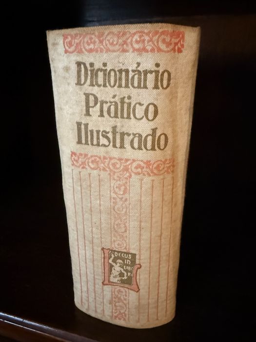 Dicionario Pratico Ilustrado 1966