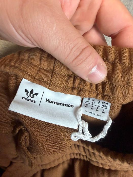 Шорти adidas humarace