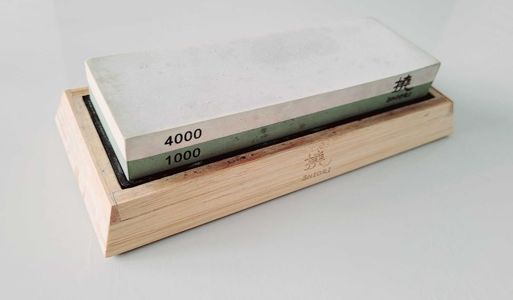 Kamień/kamienie do ostrzenia noży SHIORI Premium. Ostrzałka 1000/4000