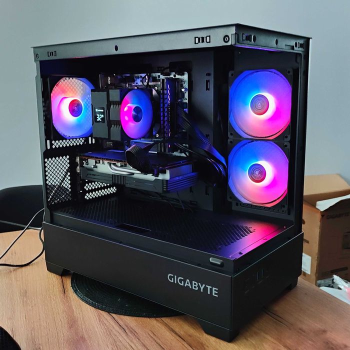 PC, Ryzen 5 5600X, 32 GB DDR4, RX 5700 XT 8 GB,  1 TB NVMe, Win 11 Pro