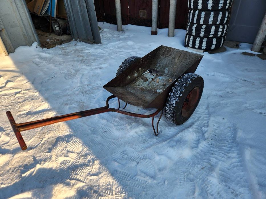 Садово строительная тачка