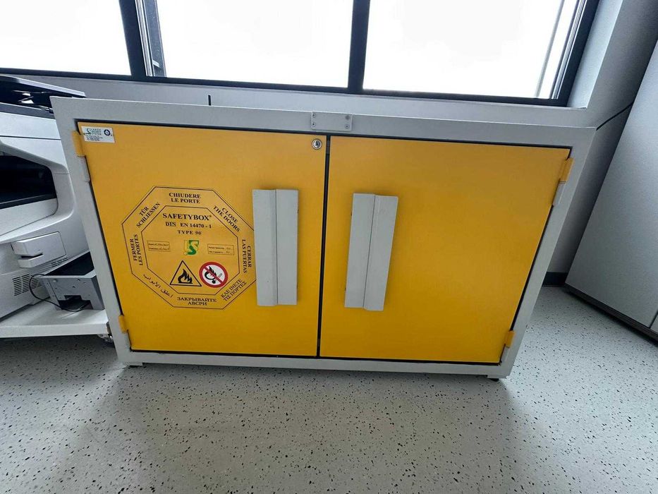 Szafka ognioodporna Labor Security System, szafka laboratoryjna na odczynniki