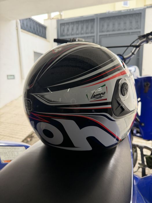 Capacete Airoh Aster-X Replica Dovizioso Ducati