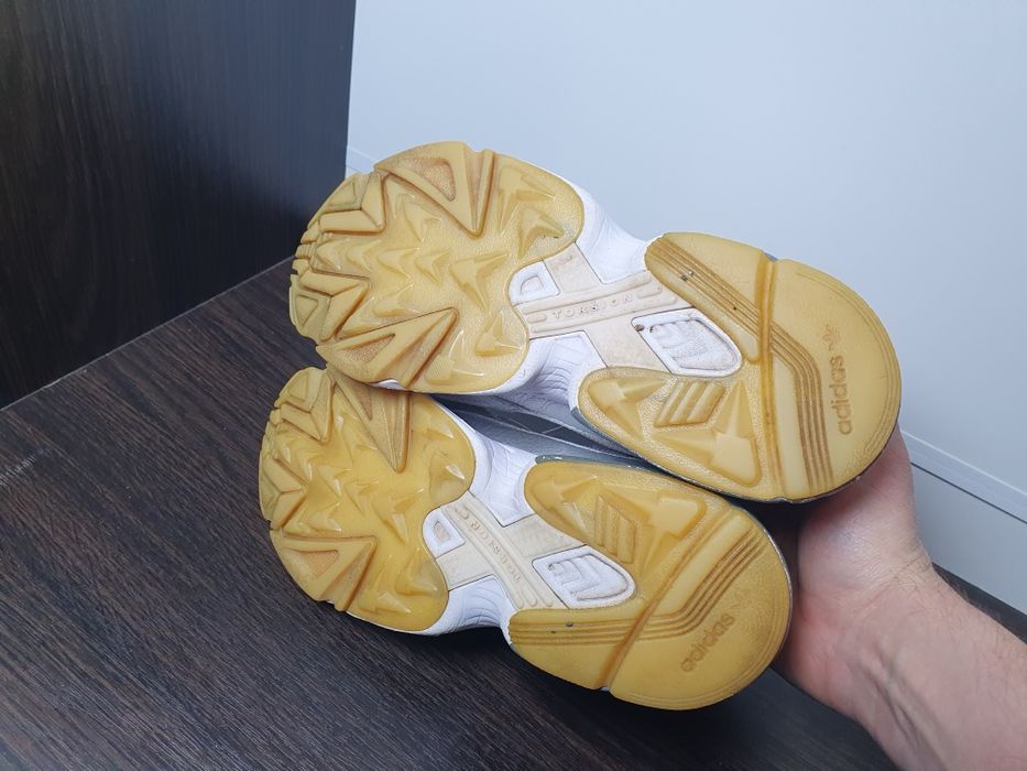 Кросівки Adidas Falcon(Оригінал)
