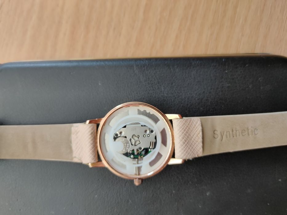 Часы Guy Laroche ,Prema и Fiorelli