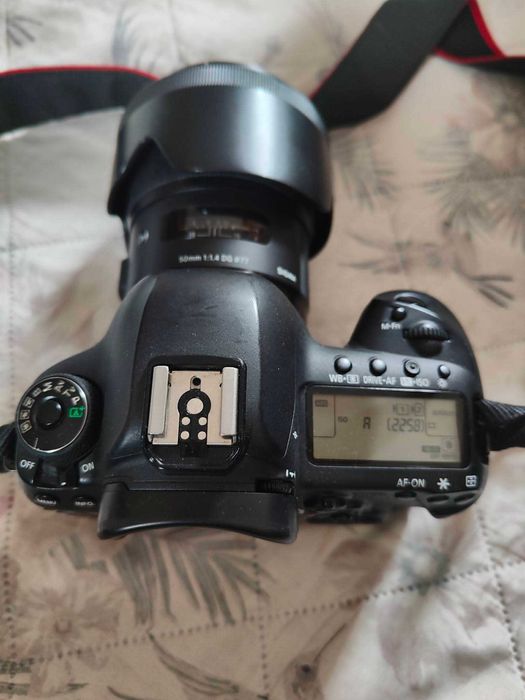 Aparat Canon EOS 5 D Mark IV