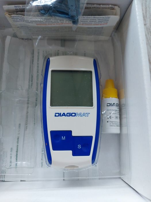 Glukometr diagomat