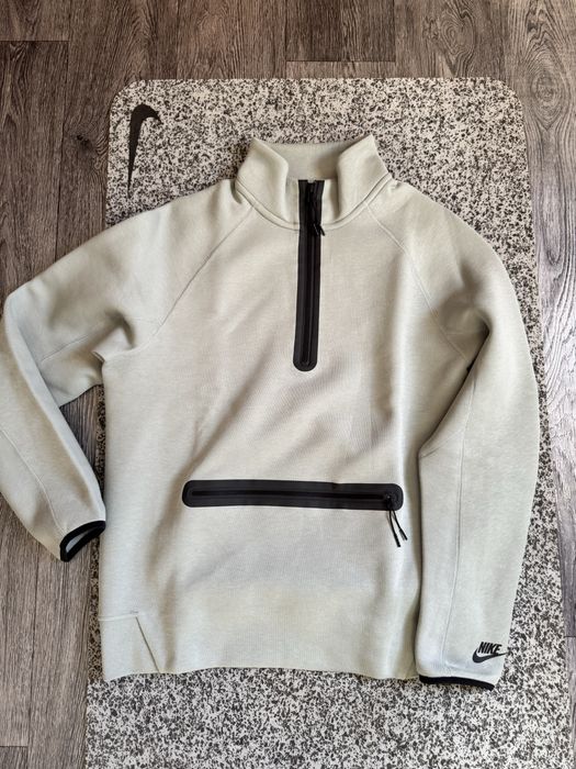 Nike tech fleece