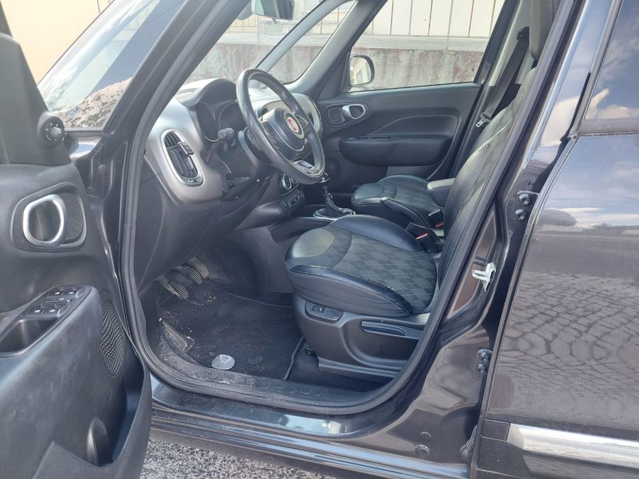 Fiat 500L 0.9 cc twin air ano 2018 AVARIADO