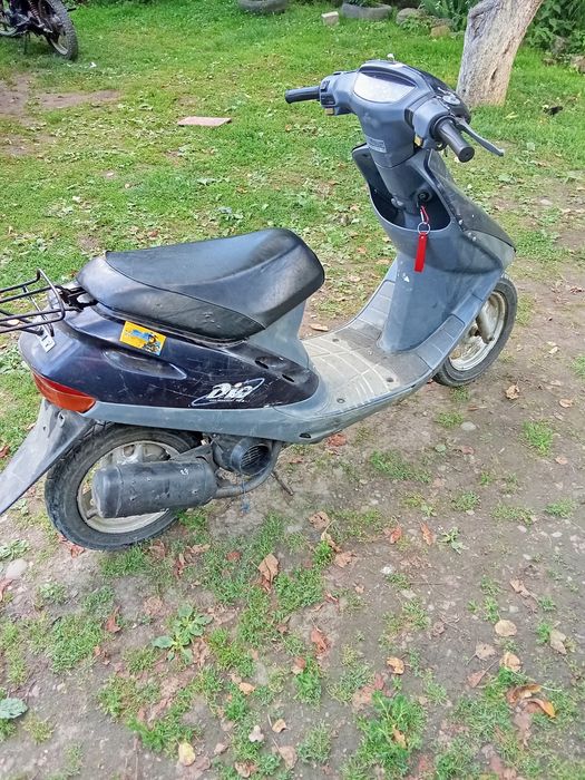 Продам скутер Honda Dio 27