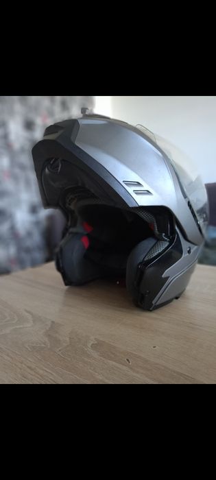 Kask na motor rozmiar M