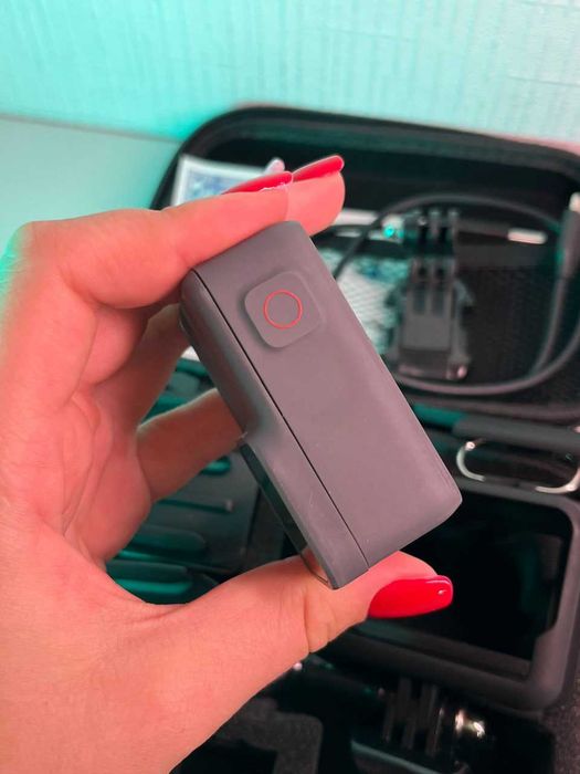 Екшн-камера GoPro Hero 7 silver з усім необхідним для зйомки