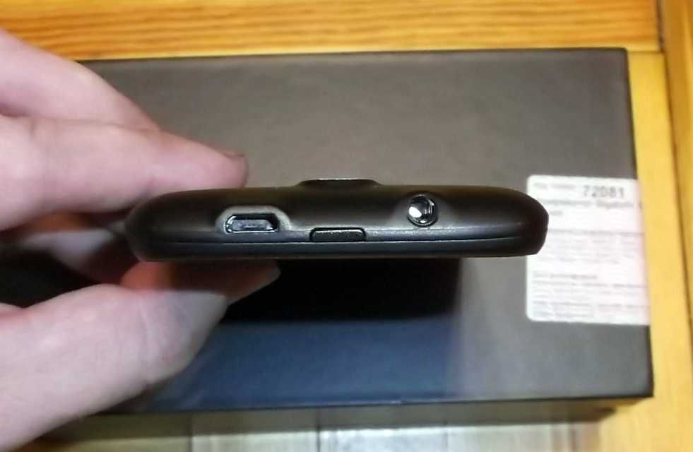 Мобильный телефон Gigabyte GSmart GS202+ brown Смартфон