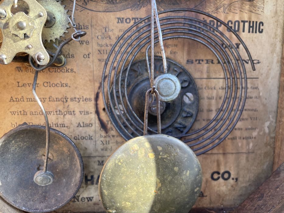 Relógio de corda antigo