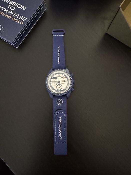 Relogio Omega x Moonswatch Mission to earthphase