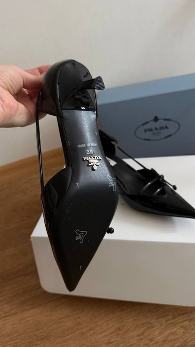 Туфли новые Prada