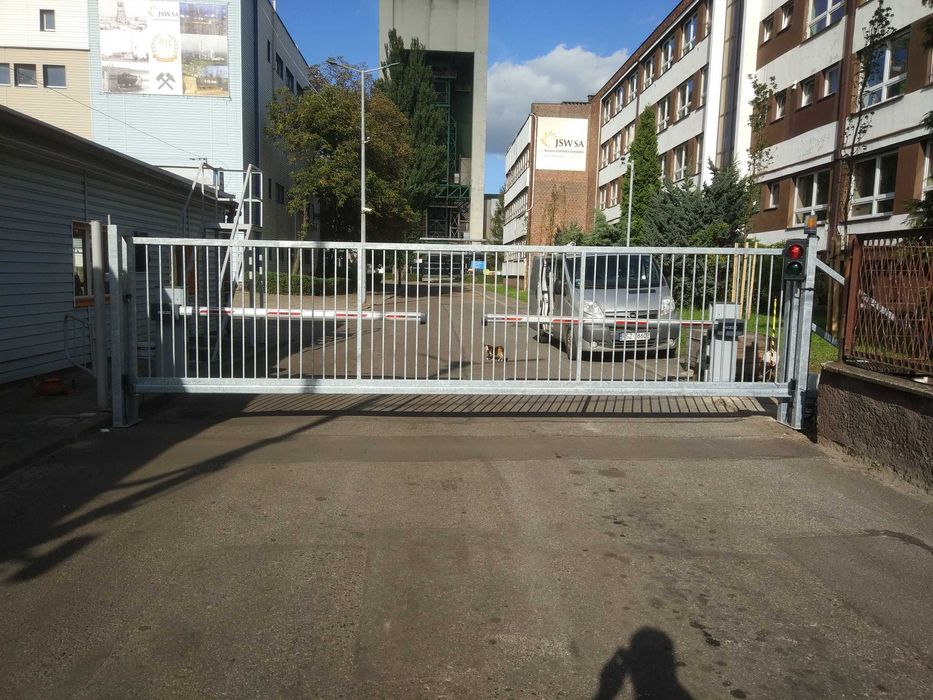 Szlaban wjazdowy parkingowy Gibidi [rogatka serwis naprawa Came Nice]