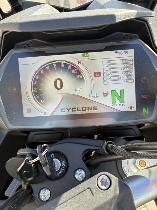 Mota Trail Cyclone 600 - (na garantia)