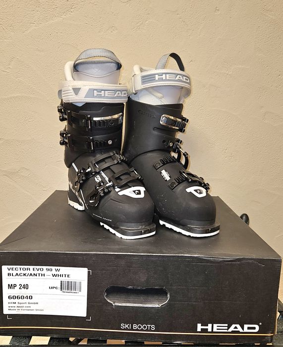 Buty narciarski- prawie nowe 37.5