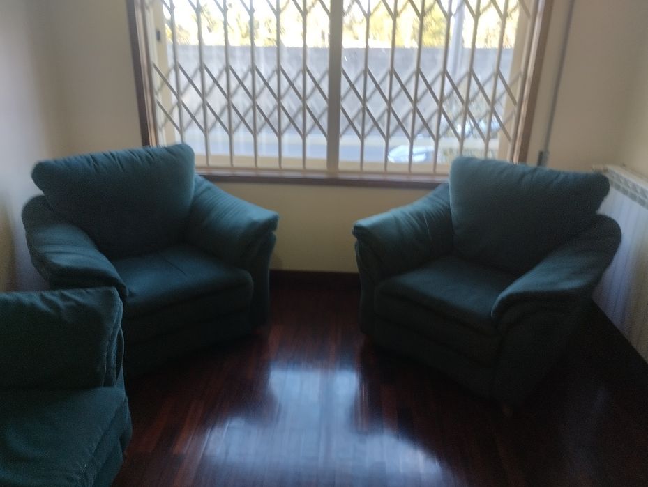 Sofá completo em bom estado
