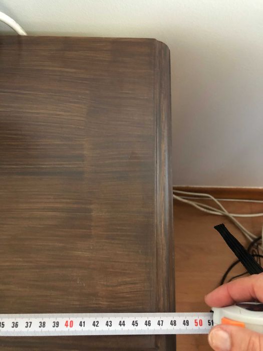 Mesinha de cabeceira / Camiseiro / móvel de apoio com gavetas