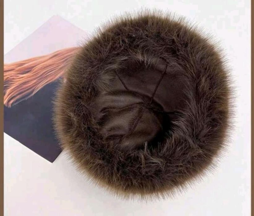 Boina, chapéu     .