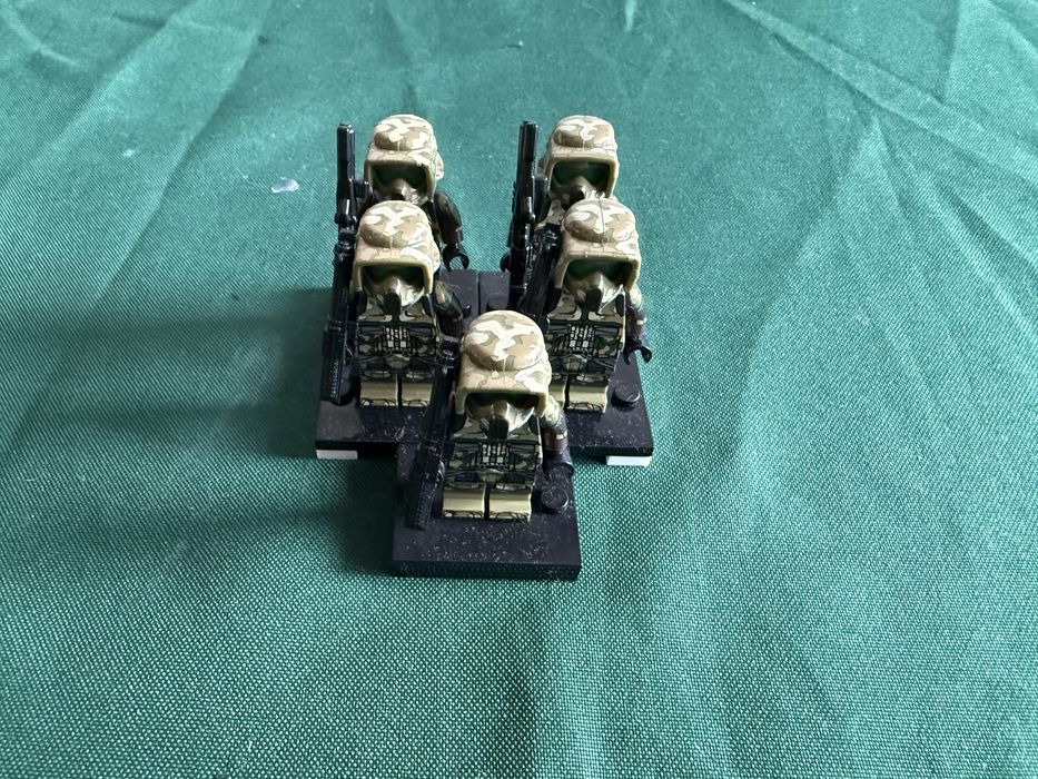 Figurki Star Wars custom komp. z lego