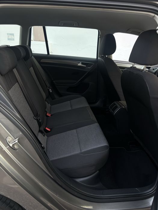 Volkswagen Golf Variant — fotografia 7