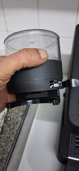 Maquina de café Ariete com moinho