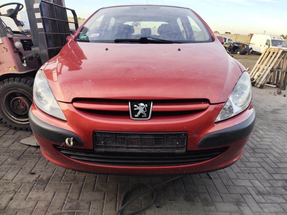 Zderzak przedni Peugeot 307 komplet