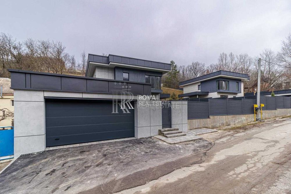 Продаж будинку / Лісники / 210 м2 / 16 соток / 4 кімнати