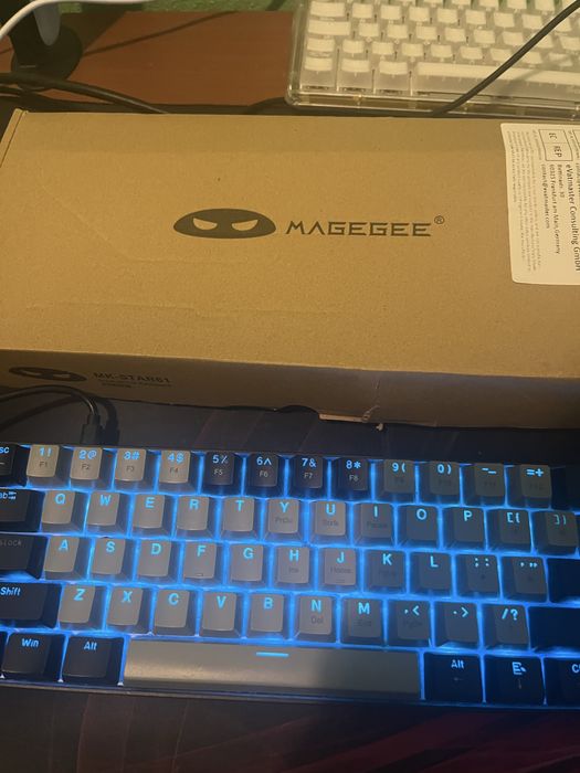 Teclado Star61 Magegee 60% Mecanico