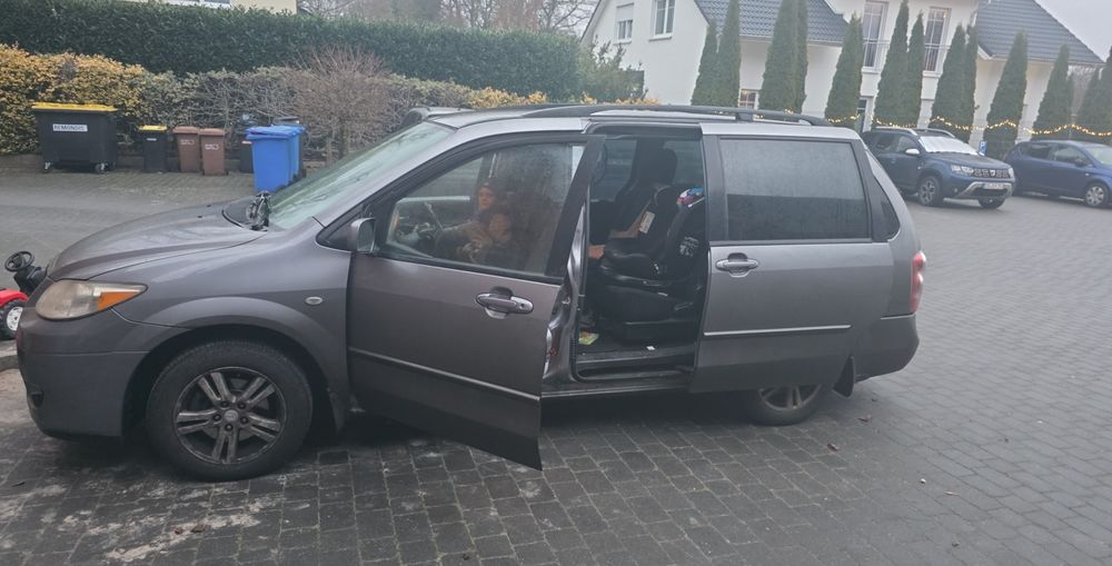 Mazda MPV ll 2005r 7 osobowa diesel
