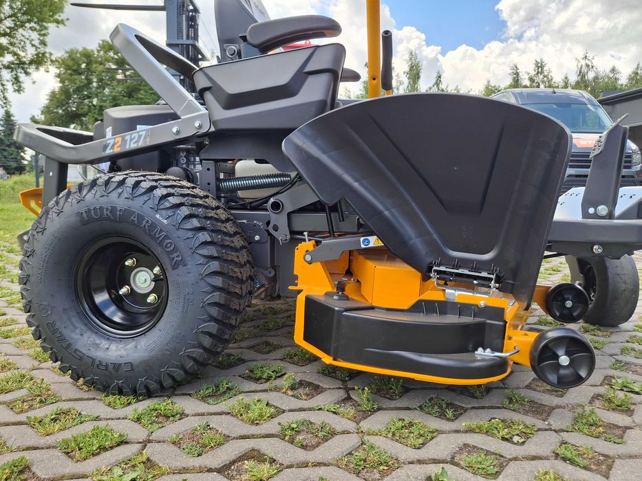 Traktor Zero Turn Cub Cadet Z2 127 Ultima