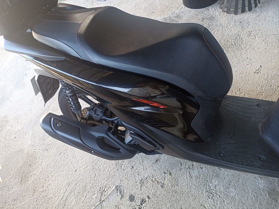 Motocicleta Honda SH125
