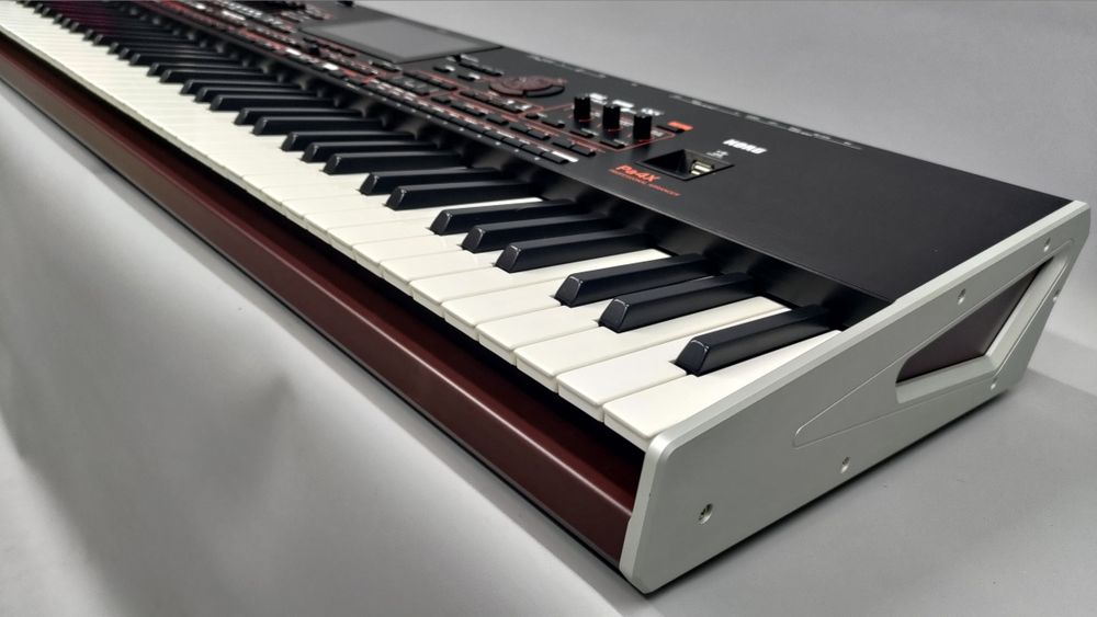 KORG PA4X PRO INTERNATIONAL - професійна робоча станція, ПРЕМІУМ класу!