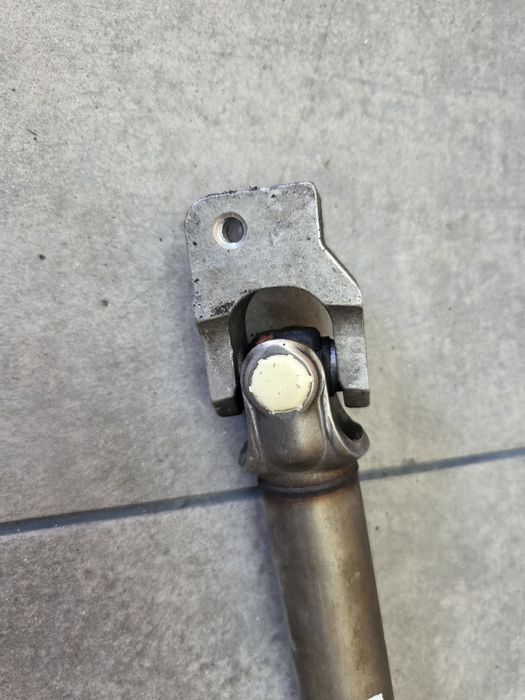 Przegub łącznik kolumny kierowniczej BMW E87 E81 E82 E88 E90 E91 E92 E93