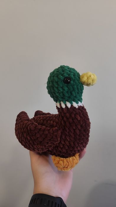 Peluche de pato em crochet