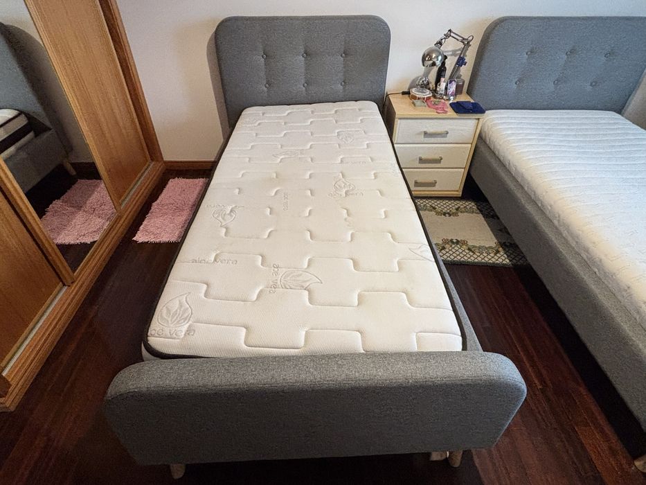 Cama(s) de solteiro completa(s)