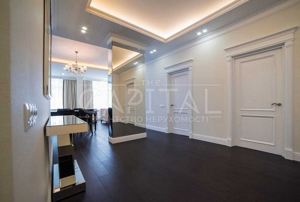 Аренда квартиры Новопечерские Липки, 4 к,  Андрея Верхогляда,15