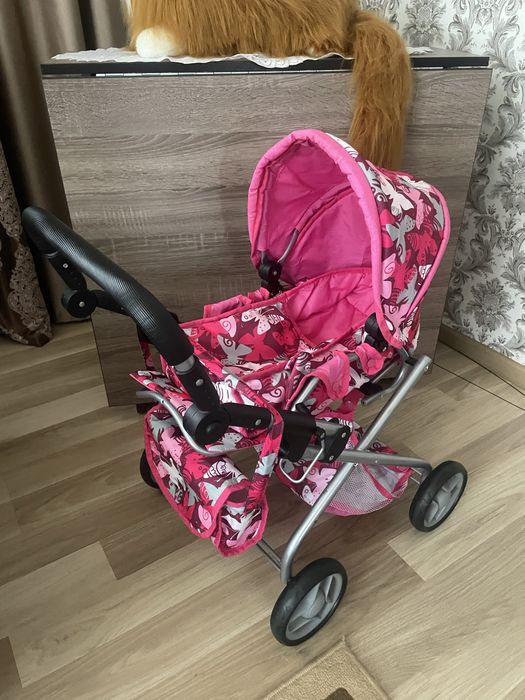 Коляска для ляльок