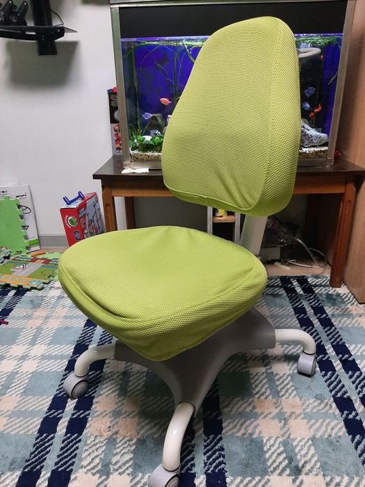 Крісло дитяче комп'ютерне GT Racer C-1240 Orthopedic Green